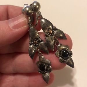 Vintage Southwestern 925 Sterling Silver Onyx Clip-on Earrings